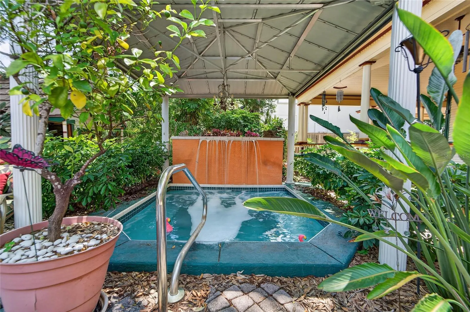 3007 W Stovall Street Tampa FL 33629