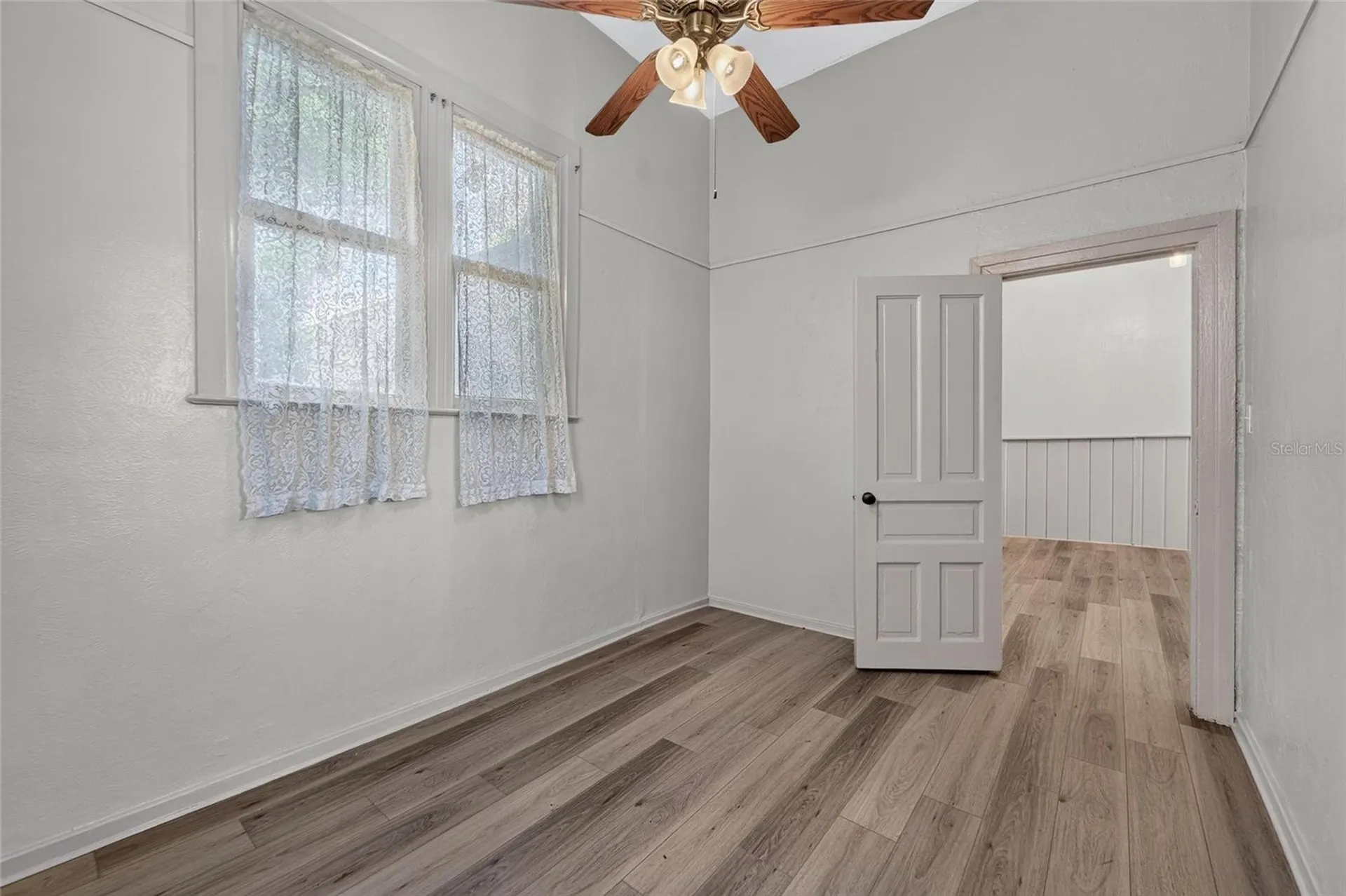 3007 W Stovall Street Tampa FL 33629
