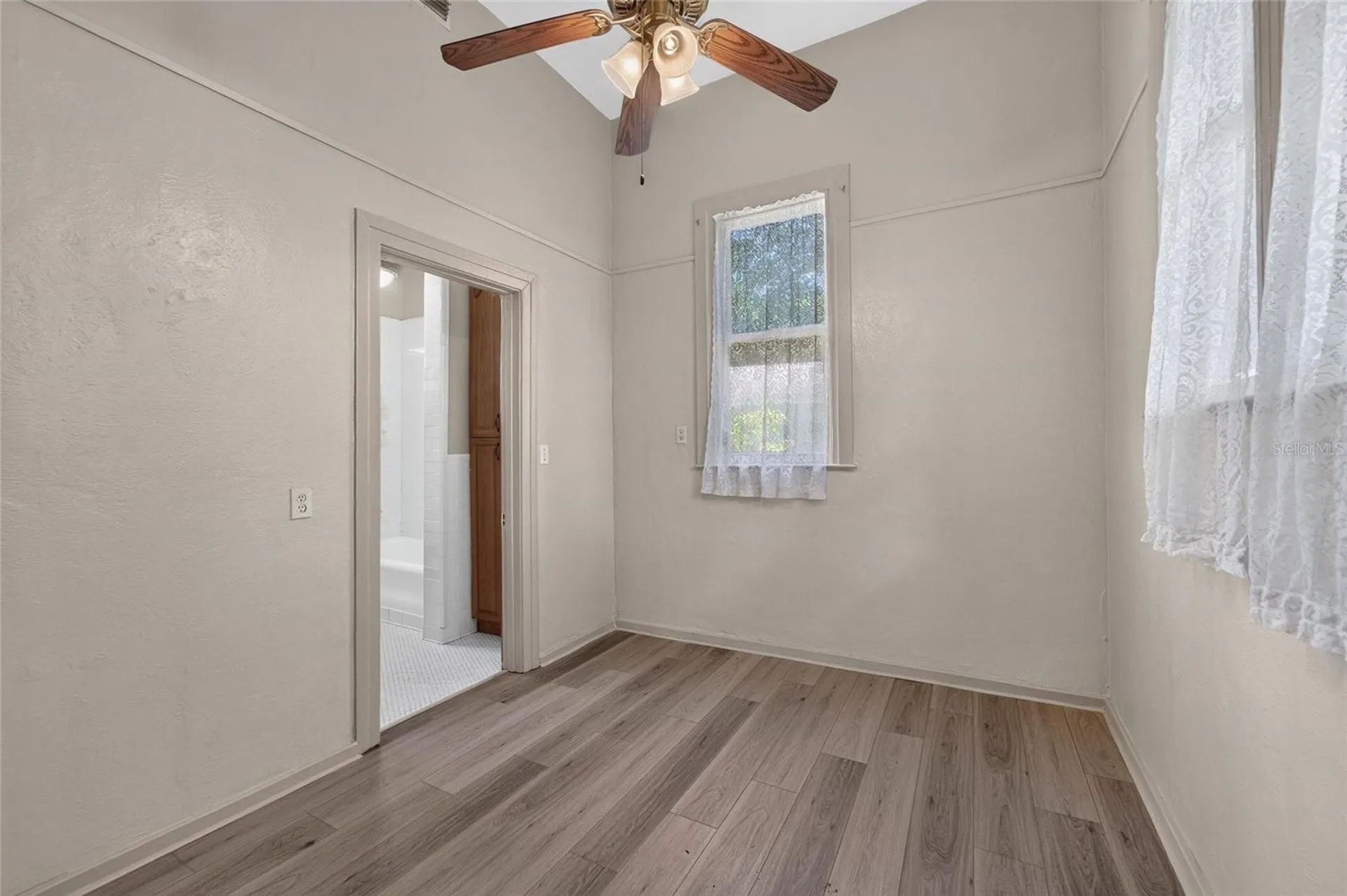 3007 W Stovall Street Tampa FL 33629