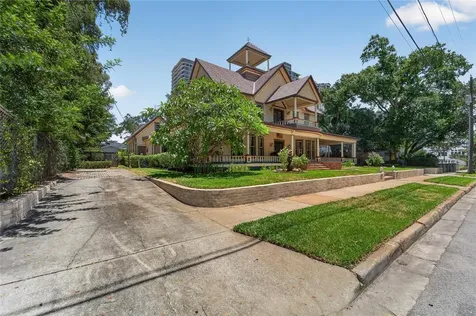 3007 W Stovall Street Tampa FL 33629