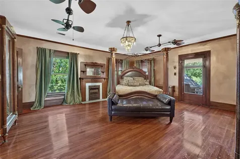 3007 W Stovall Street Tampa FL 33629