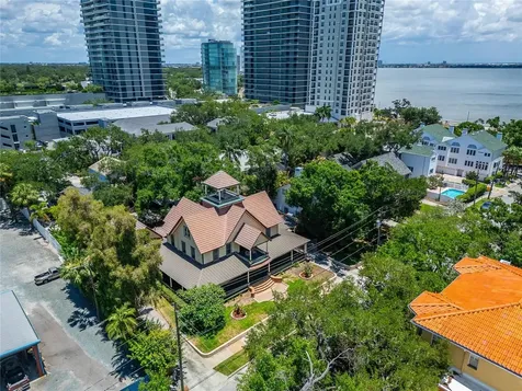 3007 W Stovall Street Tampa FL 33629