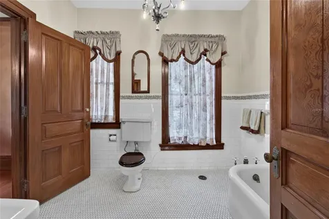 3007 W Stovall Street Tampa FL 33629