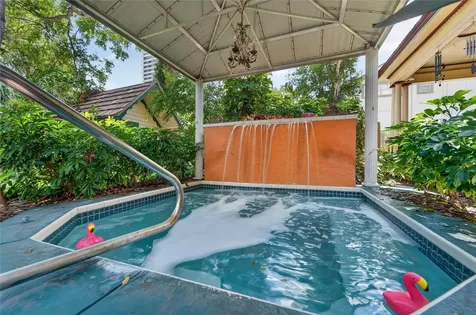 3007 W Stovall Street Tampa FL 33629