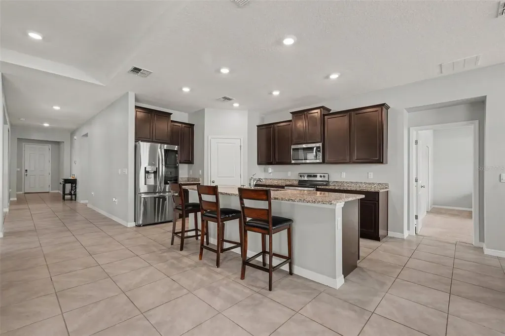 528 Ocean Spray Drive Ruskin FL 33570
