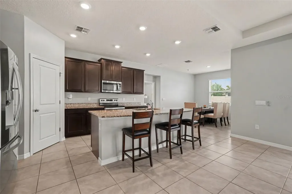 528 Ocean Spray Drive Ruskin FL 33570