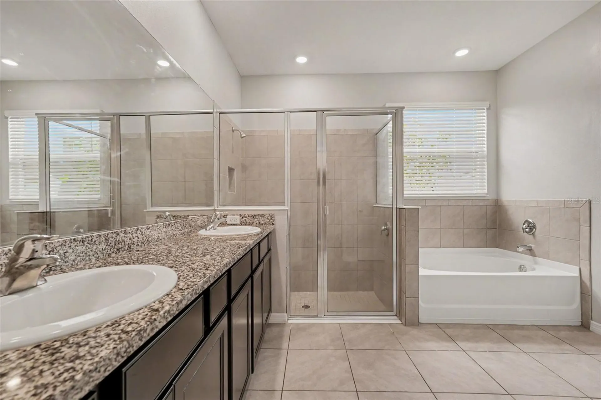 528 Ocean Spray Drive Ruskin FL 33570