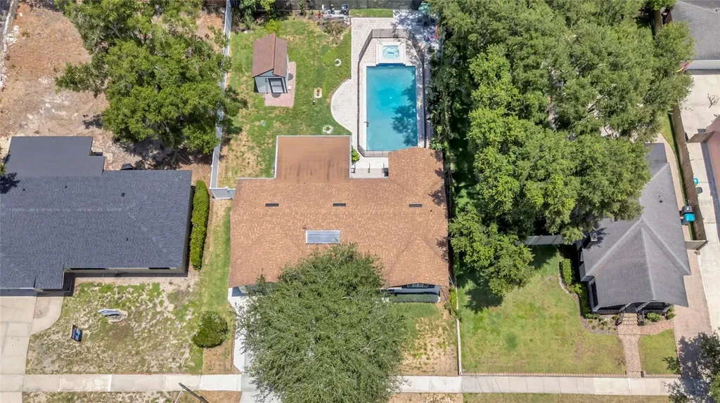 1217 E Amelia Street Orlando FL 32803