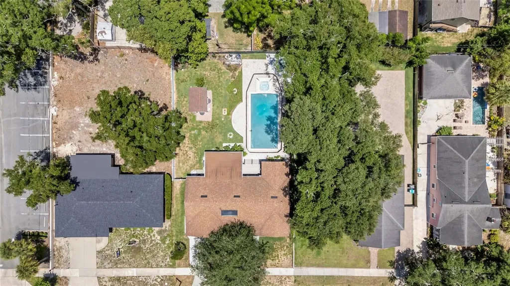 1217 E Amelia Street Orlando FL 32803