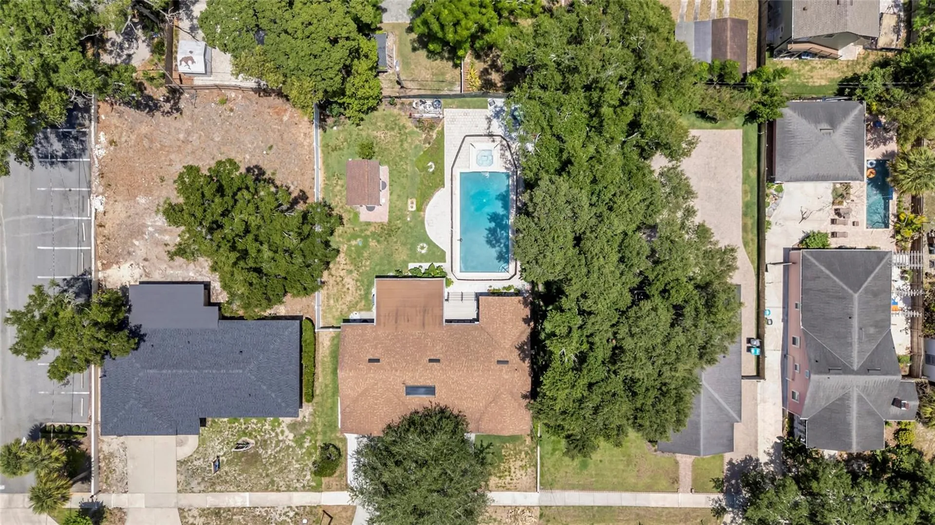1217 E Amelia Street Orlando FL 32803