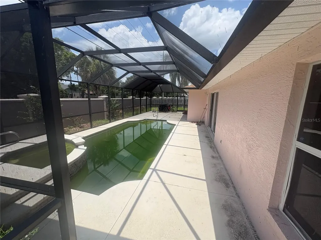 128 Spinnaker Circle South Daytona FL 32119