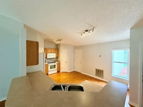 602 Sun Bluff Lane Apopka FL 32712
