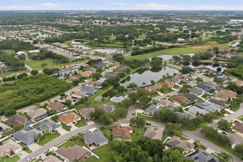 10461 Old Grove Circle Bradenton FL 34212