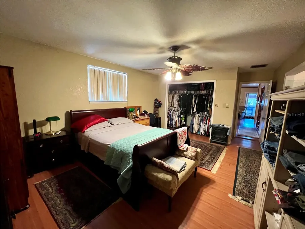 1769 Overbrook Avenue Clearwater FL 33755