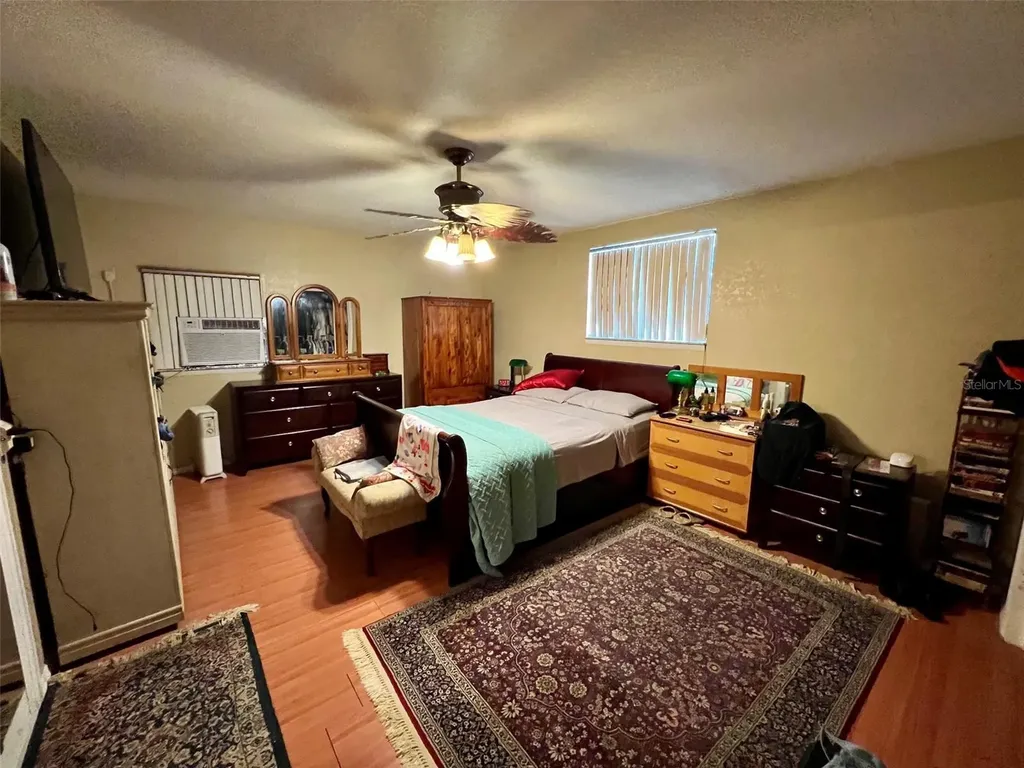 1769 Overbrook Avenue Clearwater FL 33755