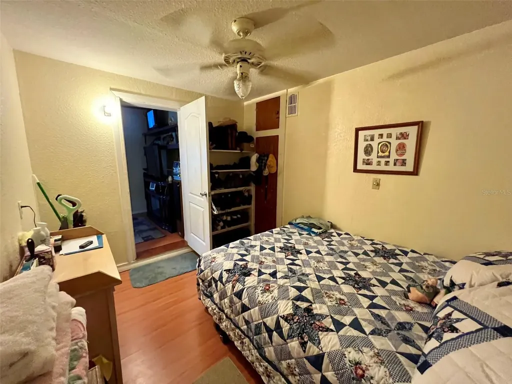 1769 Overbrook Avenue Clearwater FL 33755