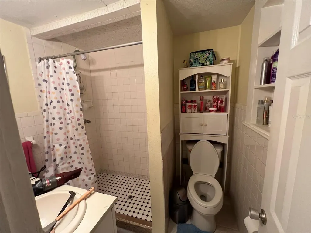 1769 Overbrook Avenue Clearwater FL 33755