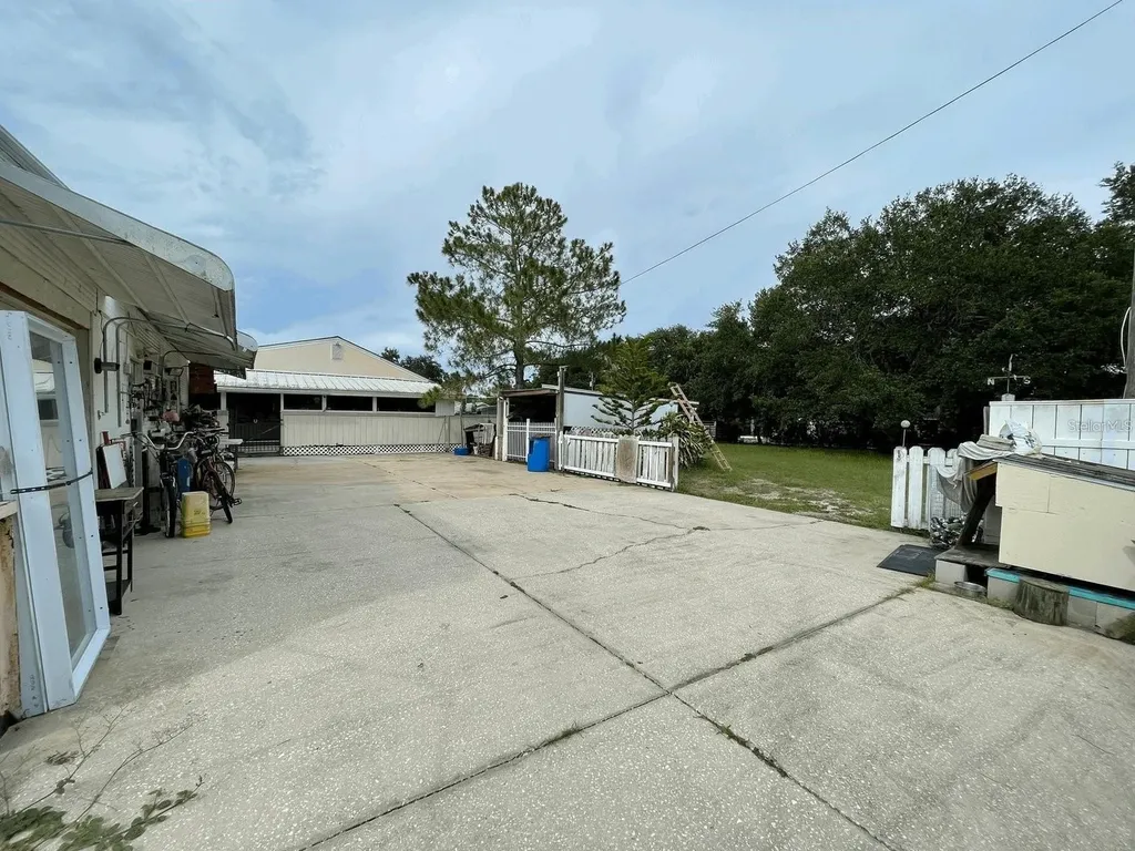 1769 Overbrook Avenue Clearwater FL 33755