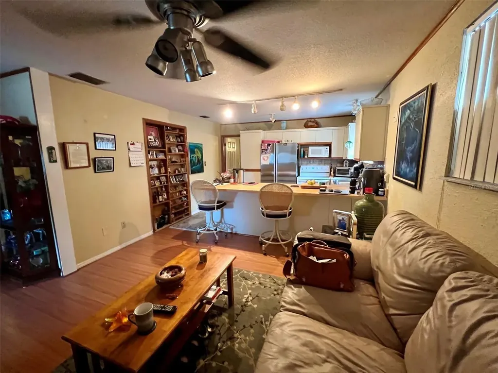 1769 Overbrook Avenue Clearwater FL 33755