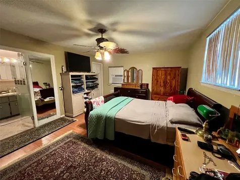 1769 Overbrook Avenue Clearwater FL 33755