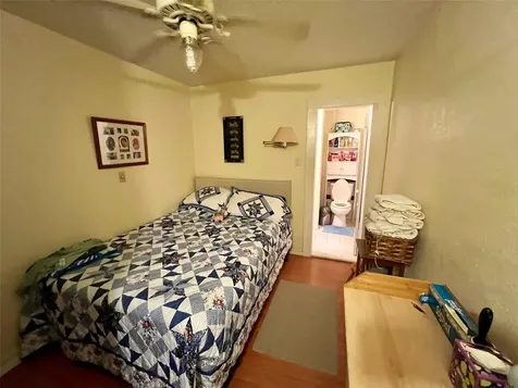 1769 Overbrook Avenue Clearwater FL 33755