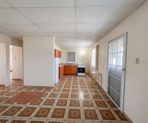 89 Block 92 Villa Carolina Dev. Carolina PR 00985