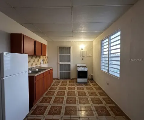 89 Block 92 Villa Carolina Dev. Carolina PR 00985