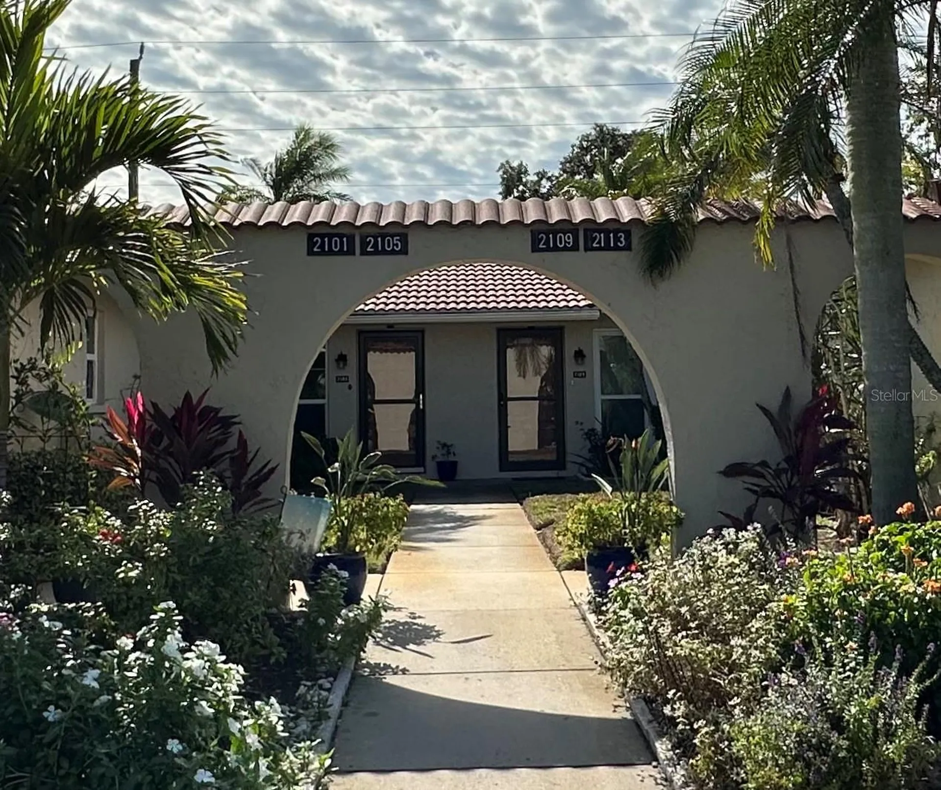 2105 Pueblo Circle Sarasota FL 34231