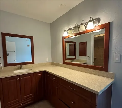 2105 Pueblo Circle Sarasota FL 34231