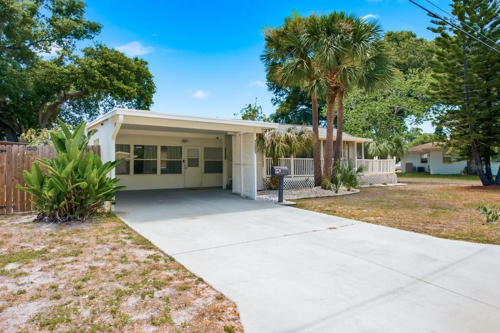 7201 5th Avenue N St Petersburg FL 33701