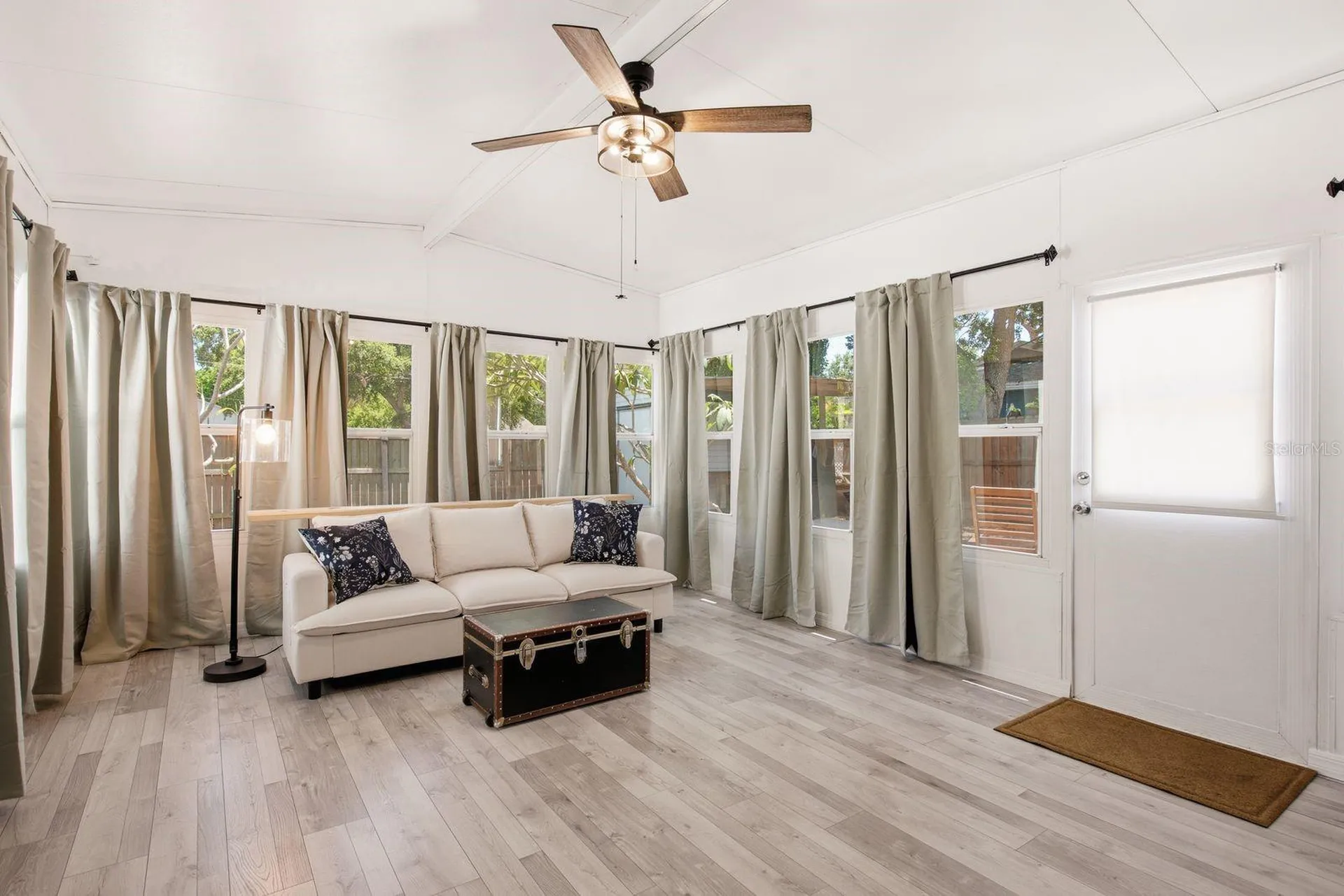7201 5th Avenue N St Petersburg FL 33701