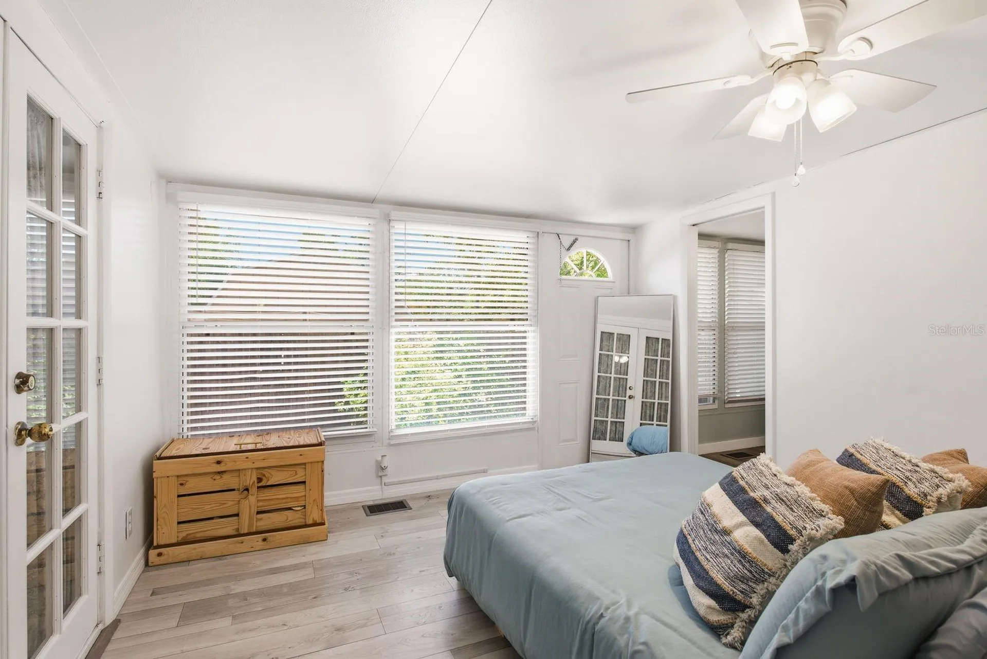 7201 5th Avenue N St Petersburg FL 33701
