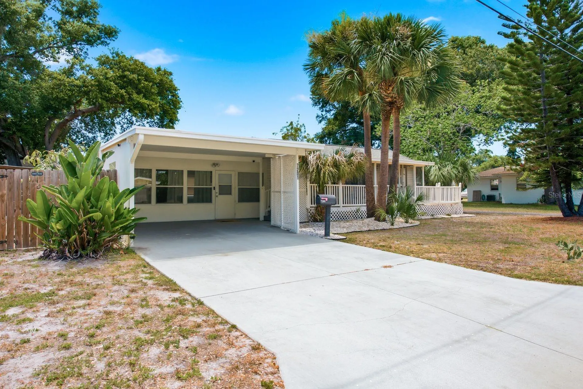 7201 5th Avenue N St Petersburg FL 33701