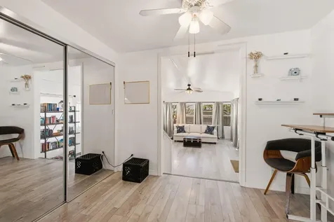 7201 5th Avenue N St Petersburg FL 33701