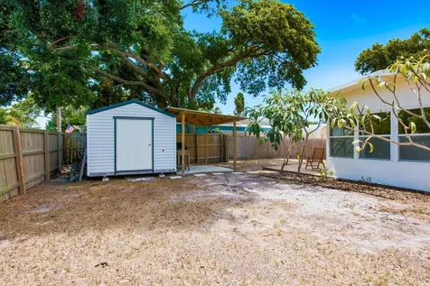 7201 5th Avenue N St Petersburg FL 33701