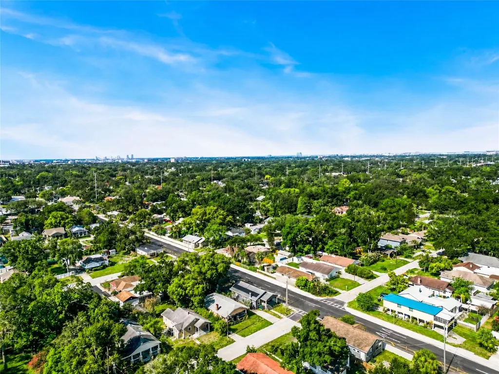 212 W Genesee Street Tampa FL 33603