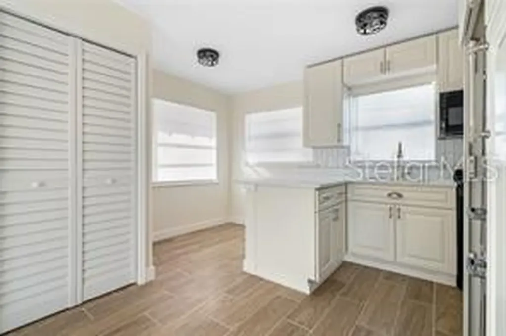 1301 26th Avenue S St Petersburg FL 33705