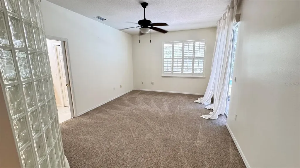 1230 Berkshire Lane Tarpon Springs FL 34688