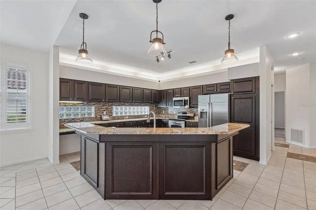 1230 Berkshire Lane Tarpon Springs FL 34688
