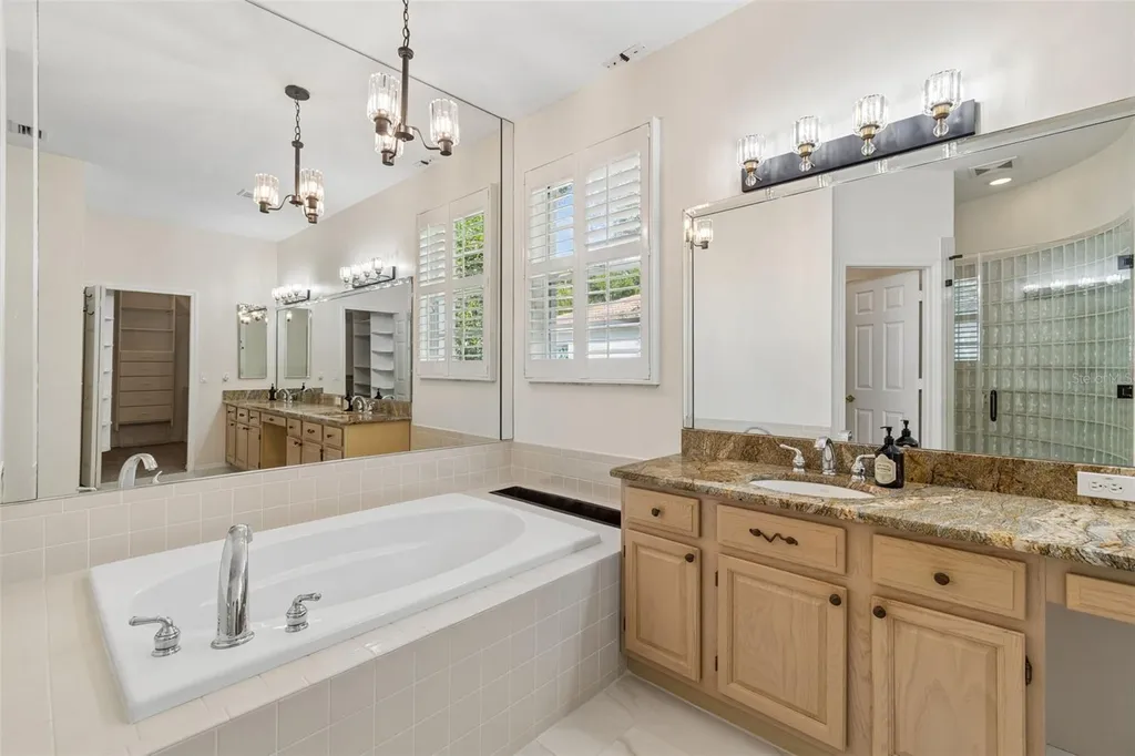 1230 Berkshire Lane Tarpon Springs FL 34688