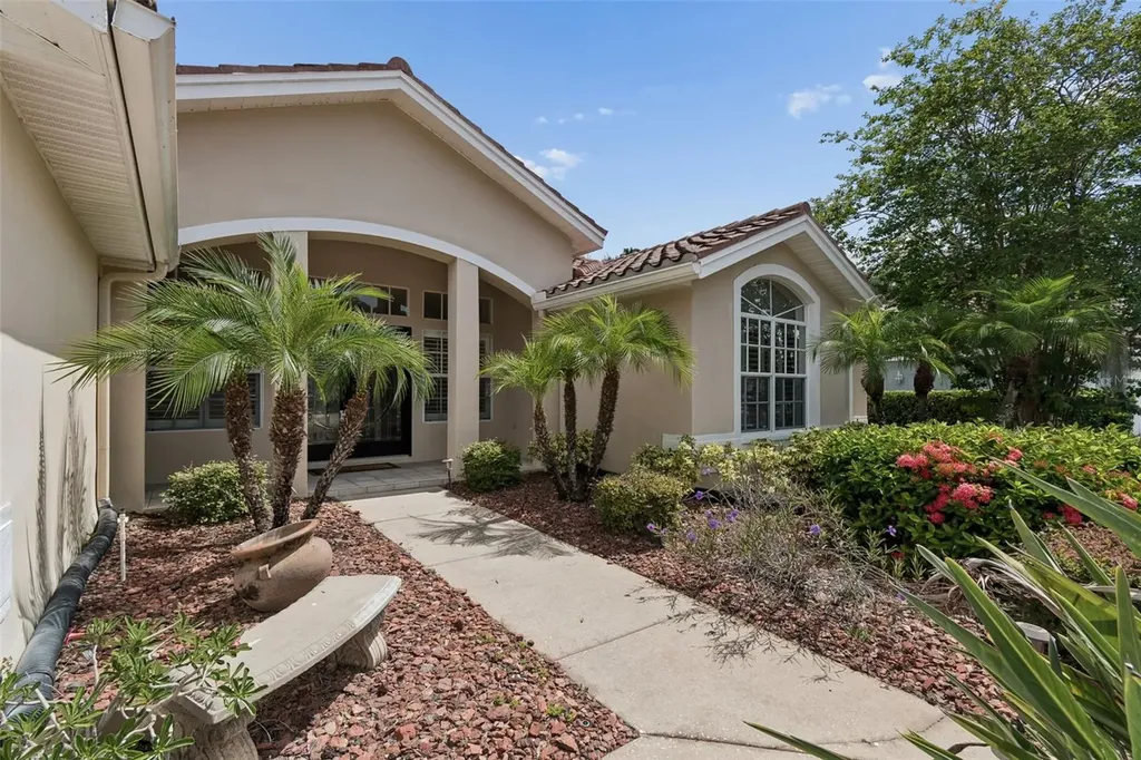 1230 Berkshire Lane Tarpon Springs FL 34688
