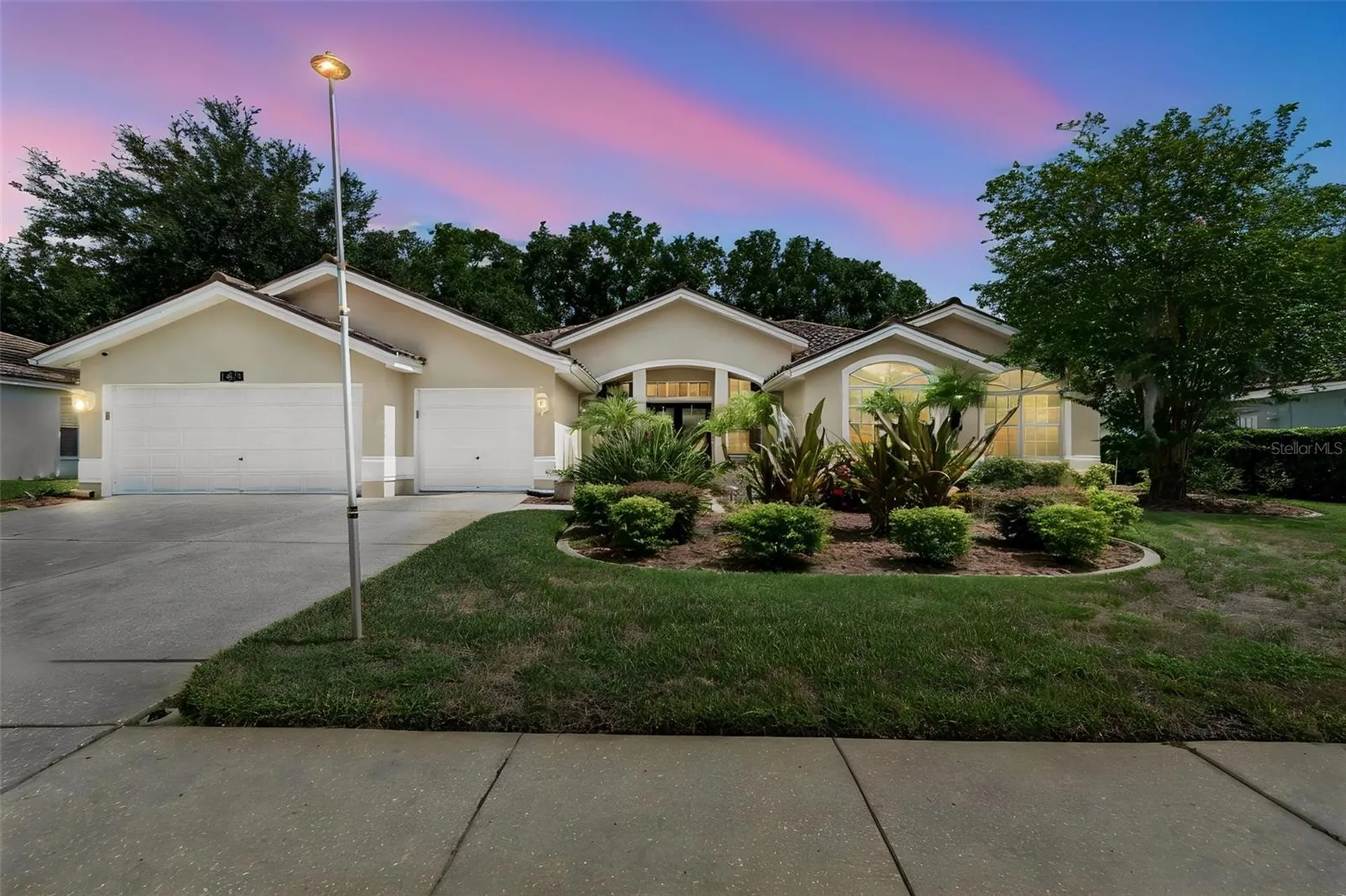 1230 Berkshire Lane Tarpon Springs FL 34688