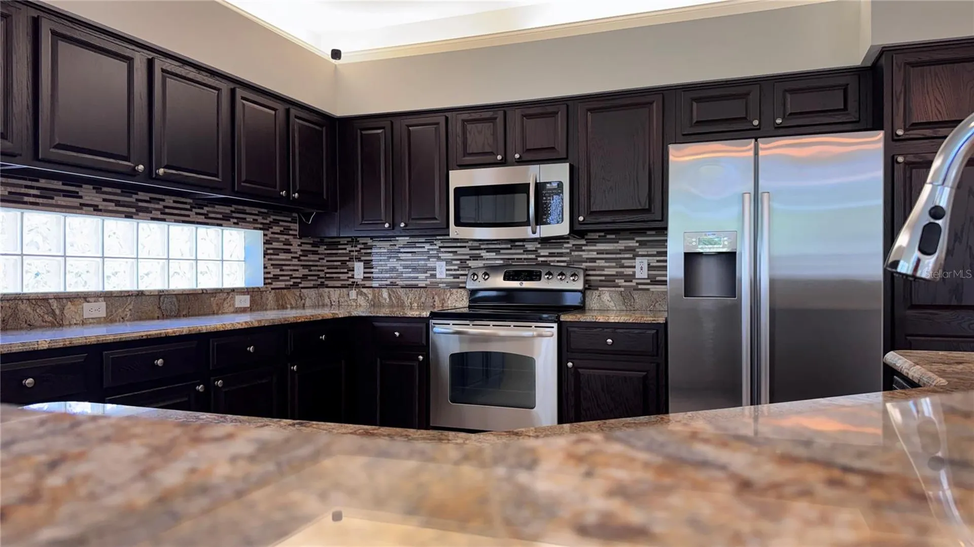 1230 Berkshire Lane Tarpon Springs FL 34688