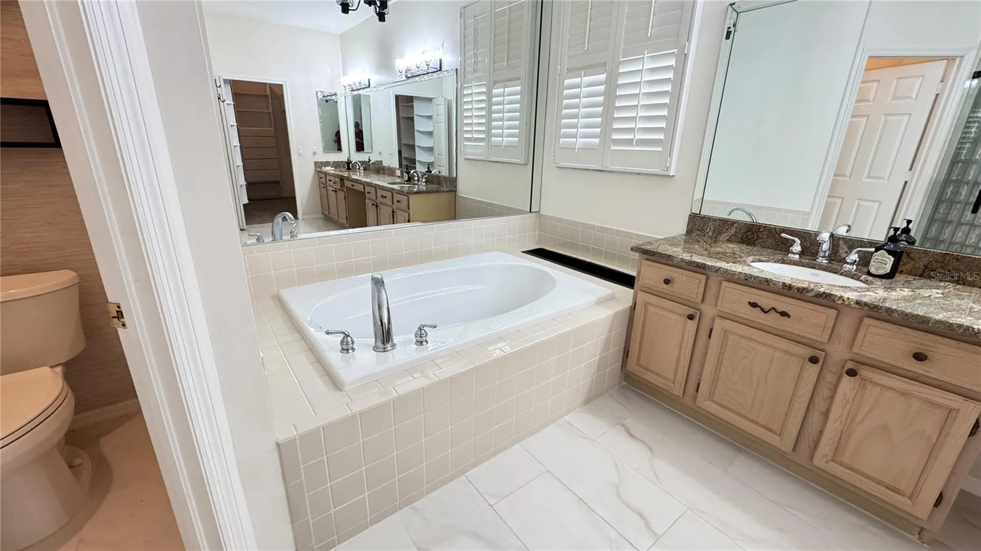 1230 Berkshire Lane Tarpon Springs FL 34688