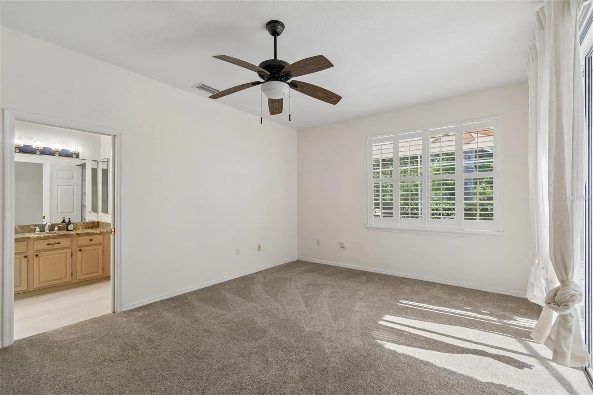 1230 Berkshire Lane Tarpon Springs FL 34688