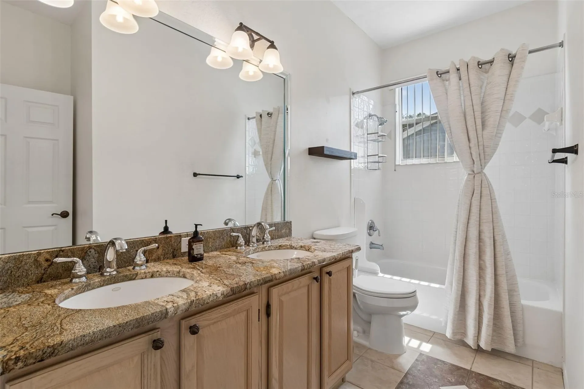 1230 Berkshire Lane Tarpon Springs FL 34688