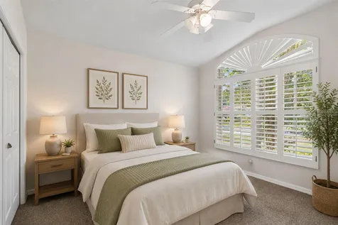 1230 Berkshire Lane Tarpon Springs FL 34688