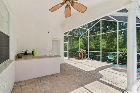 1230 Berkshire Lane Tarpon Springs FL 34688