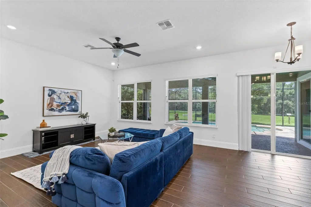 1743 Fullers Oak Loop Winter Garden FL 34787