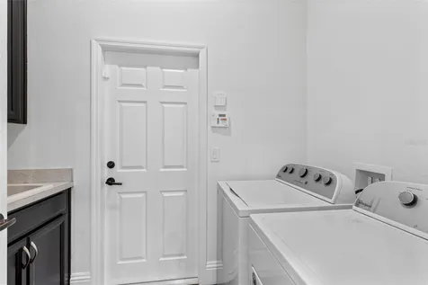 1743 Fullers Oak Loop Winter Garden FL 34787